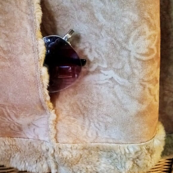 Esprit Outerwear Boutique Women's Suede Faux Fur Trim Jacket Size L Creamy Color - Picture 7 of 8